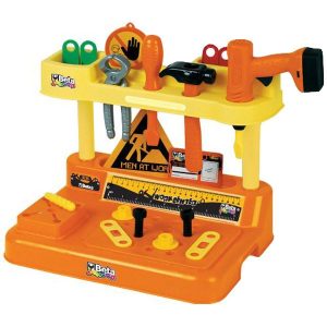 Banco de Trabajo Pequeño con Herramientas